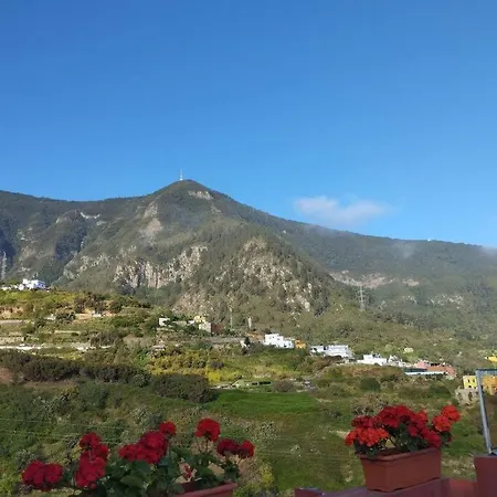 With A Beautiful View, Valle La Orotava Apartament *